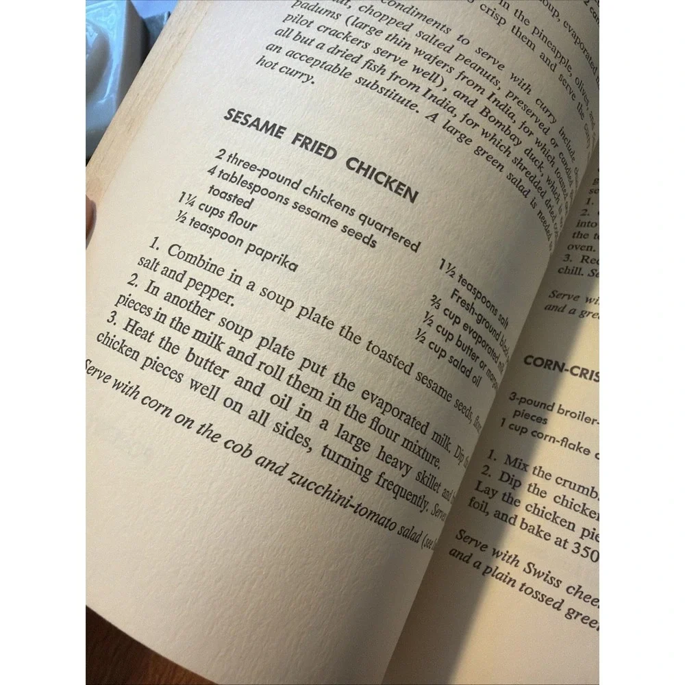 Vtg Cookbooks: The Summer Cookbook 1966 & Yankee's Main Dish 1980